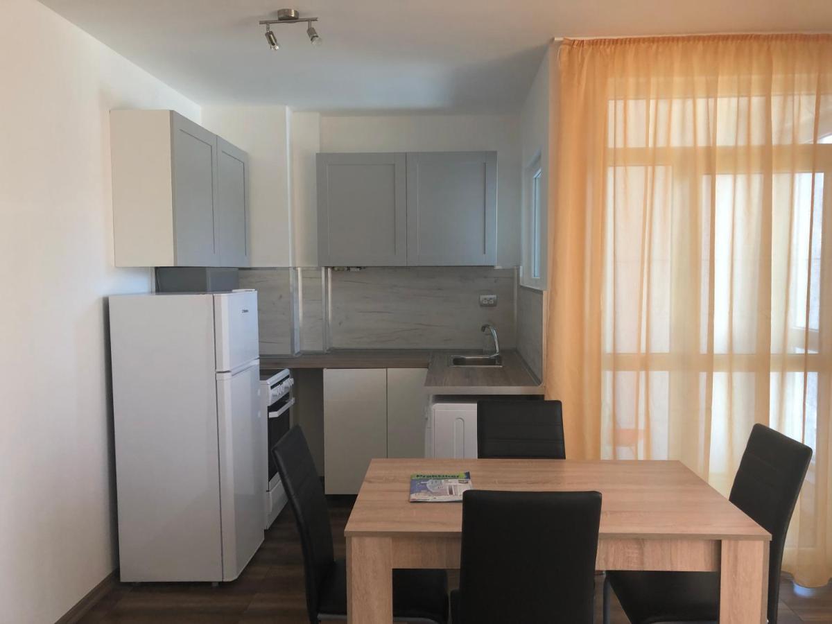 Grand Saharov Apartman Várna Kültér fotó